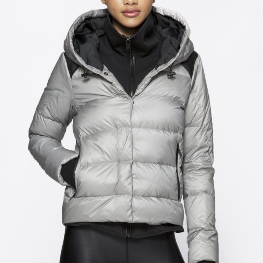 NWT –Alala City Puffer Jacket – Silver/Metallic S